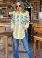 Blusa Flor 3D Amarilla